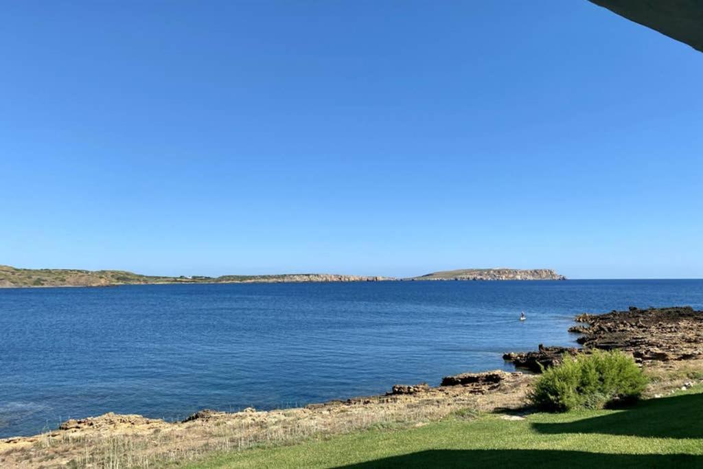 Miravent Terraza Y Jardin Frente Al Mar Menorca Apartment Fornells  Ngoại thất bức ảnh