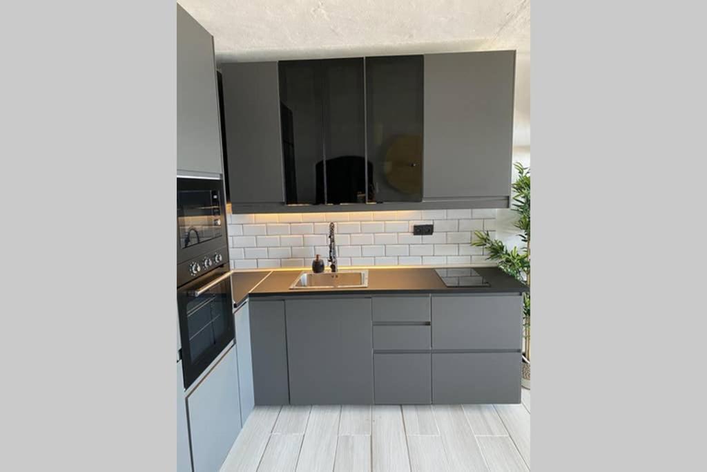 Miravent Terraza Y Jardin Frente Al Mar Menorca Apartment Fornells  Ngoại thất bức ảnh